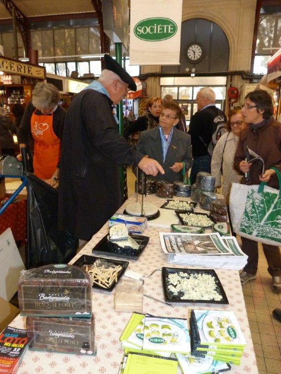 les_halles_de_narbonne_roquefort_societe_150_ans_amicale_aveyronnais_aude_09-11-2013-07