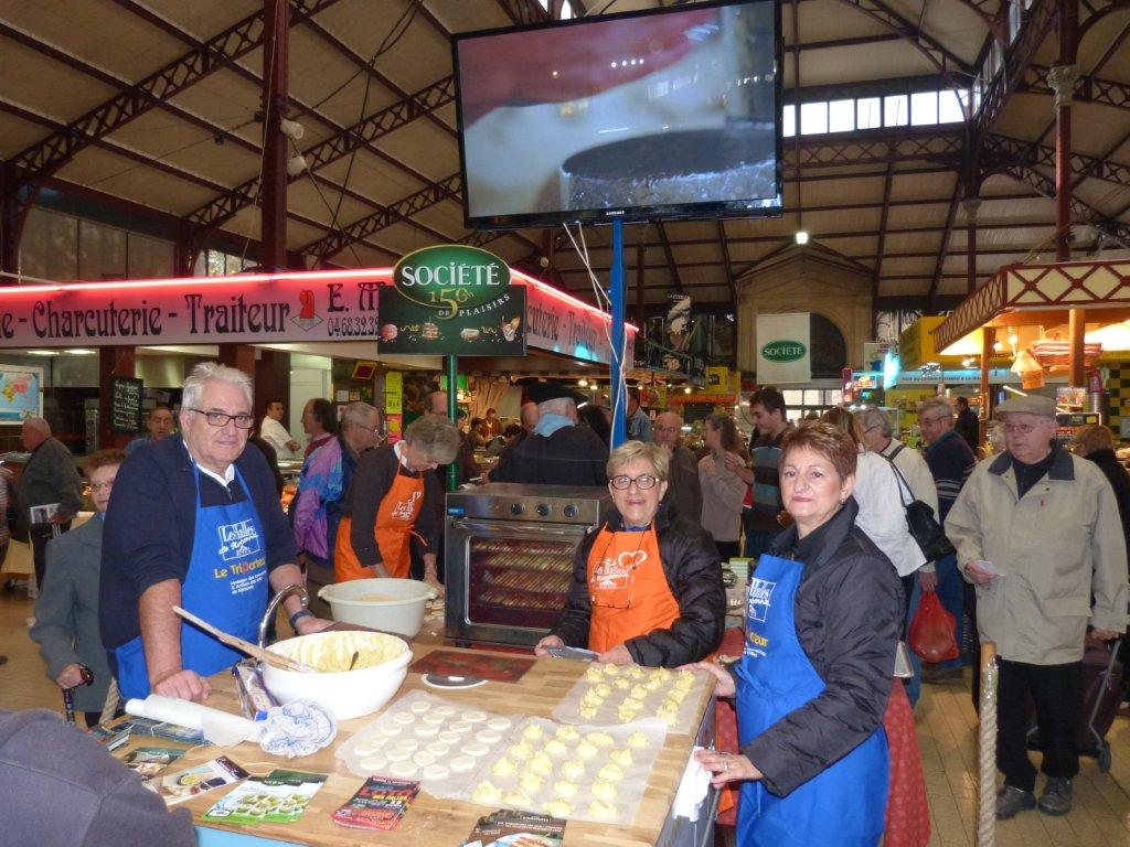 les_halles_de_narbonne_roquefort_societe_150_ans_amicale_aveyronnais_aude_09-11-2013-18