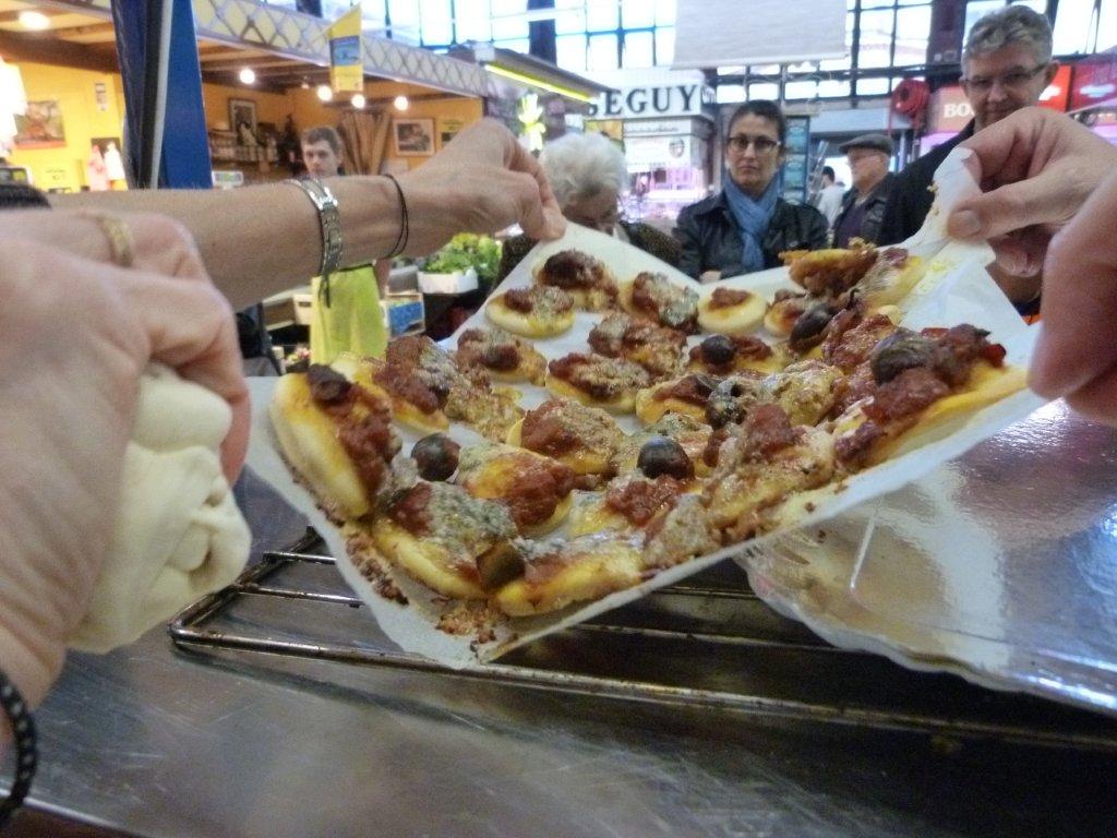 les_halles_de_narbonne_roquefort_societe_150_ans_amicale_aveyronnais_aude_09-11-2013-29