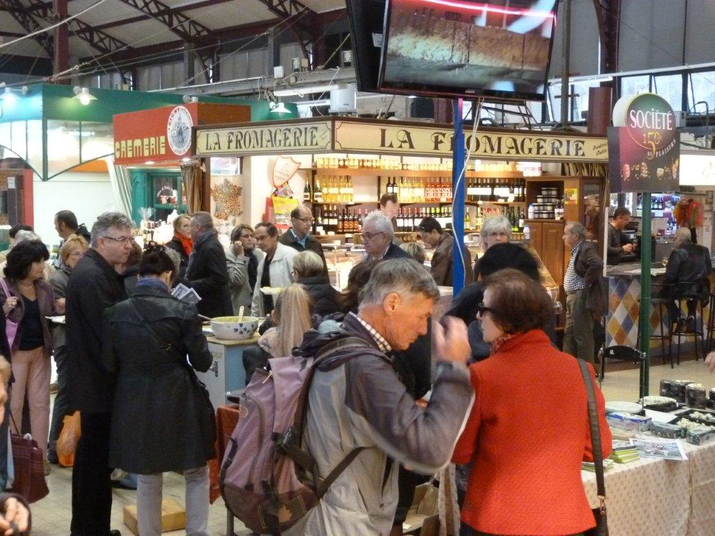 les_halles_de_narbonne_roquefort_societe_150_ans_amicale_aveyronnais_aude_09-11-2013-33