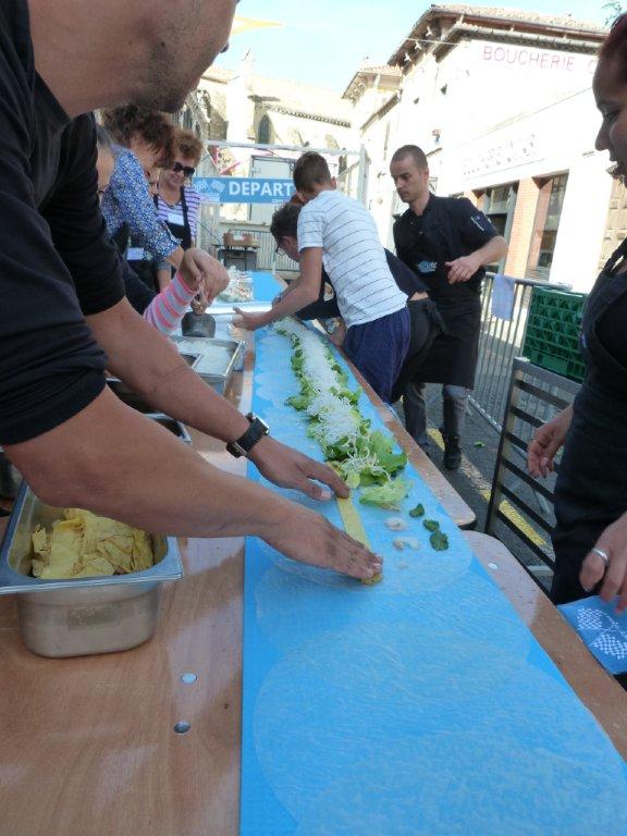 les_halles_de_narbonne_animation_rouleau_de_printemps_kioskasie_2015-03