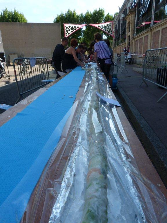 les_halles_de_narbonne_animation_rouleau_de_printemps_kioskasie_2015-04