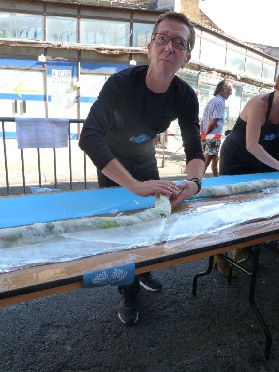 les_halles_de_narbonne_animation_rouleau_de_printemps_kioskasie_2015-07