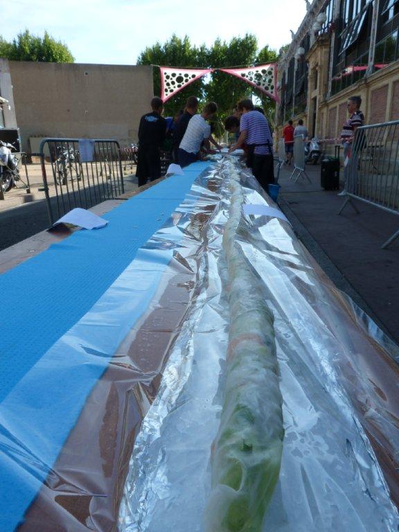 les_halles_de_narbonne_animation_rouleau_de_printemps_kioskasie_2015-08