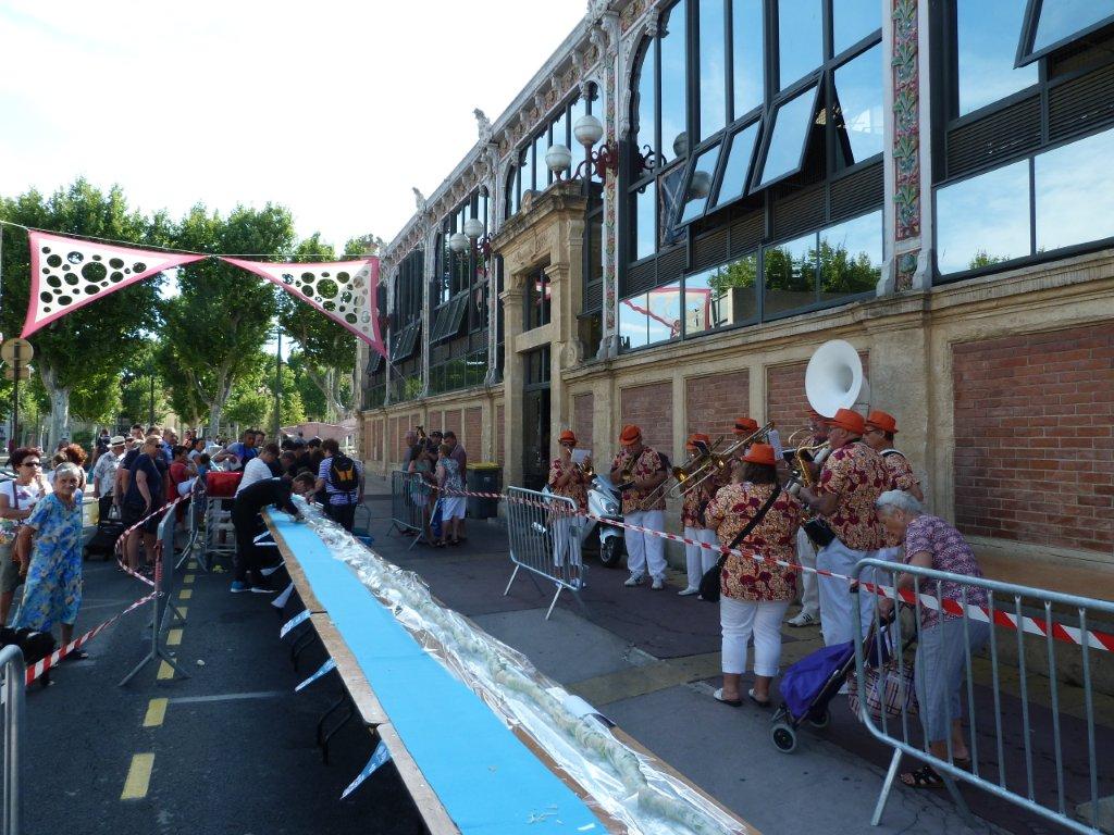 les_halles_de_narbonne_animation_rouleau_de_printemps_kioskasie_2015-10
