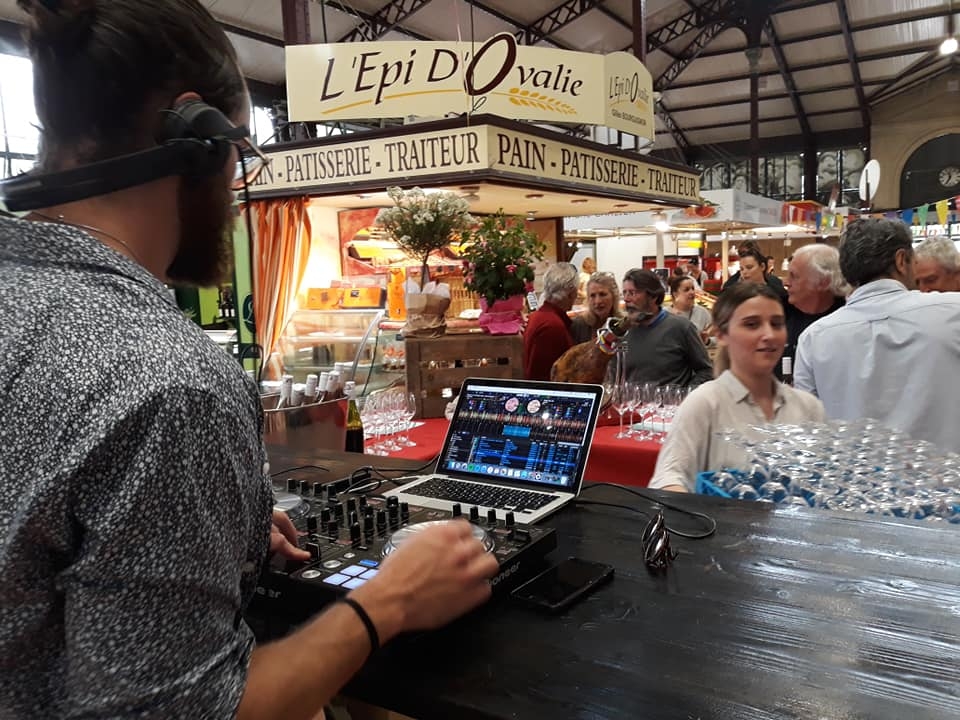 halles_narbonne_petits_canons_sarrat_de_goundy_lancement_hommage_commercants_halles_2018-06