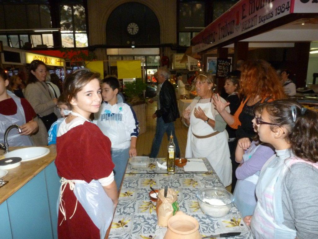 les_halles_de_narbonne_semaine_du_gout_ateliers_pedagogiques_16-10-2013-07