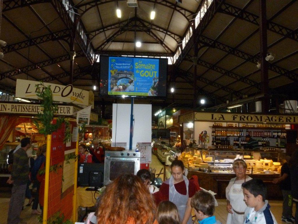 les_halles_de_narbonne_semaine_du_gout_ateliers_pedagogiques_16-10-2013-11