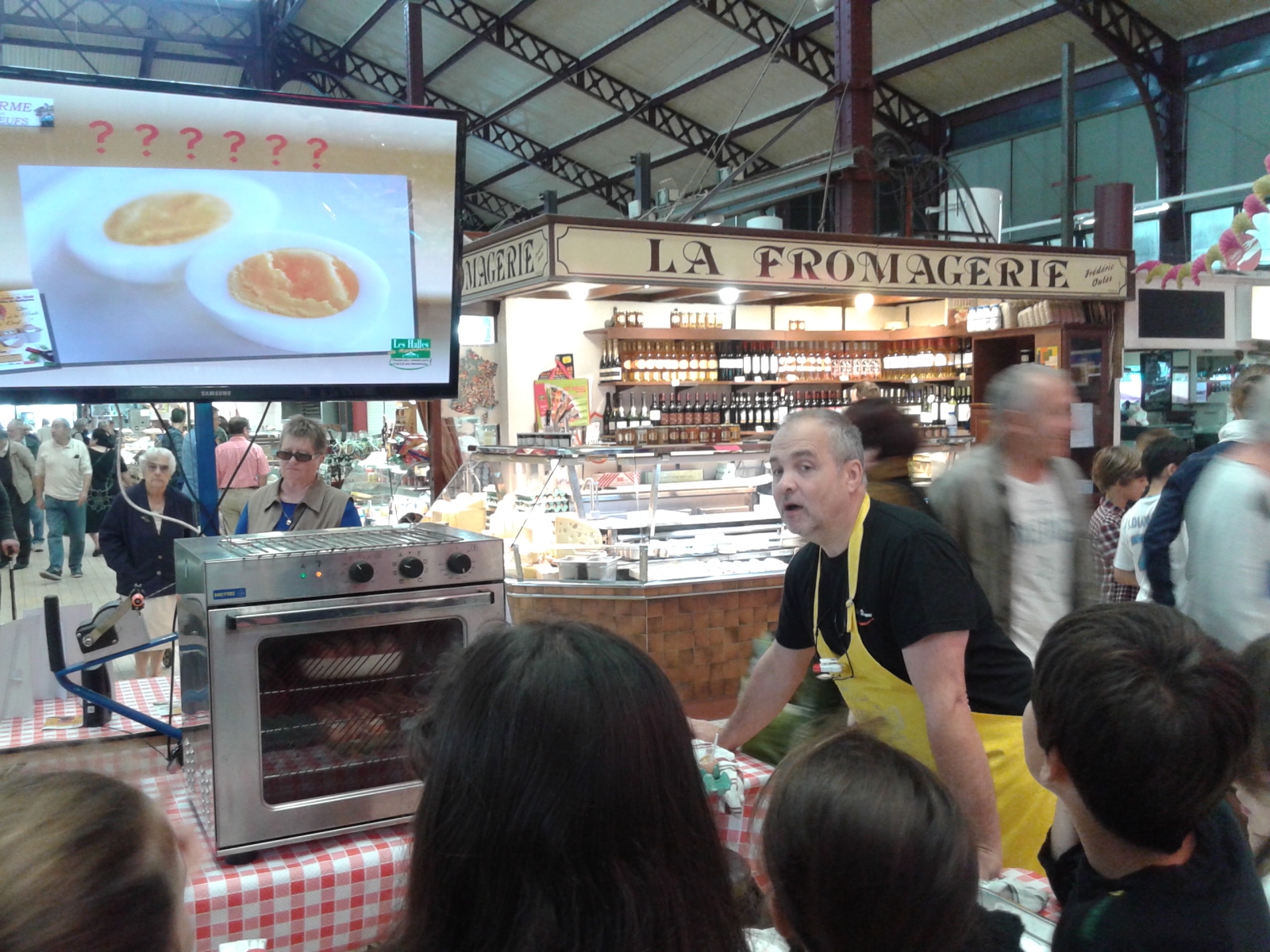 semaine-du-gout_halles_de_narbonne_gerard_hommage_service_promotion_de_la__sante_narbonne-07