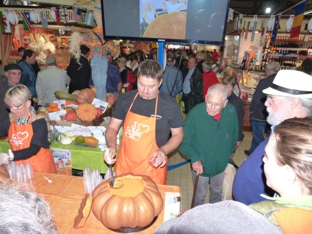 halles_narbonne_semaine_du_gout_courges_vin_primeur_banda_couleur_soleil_soupes_degustation_animation_2015-07