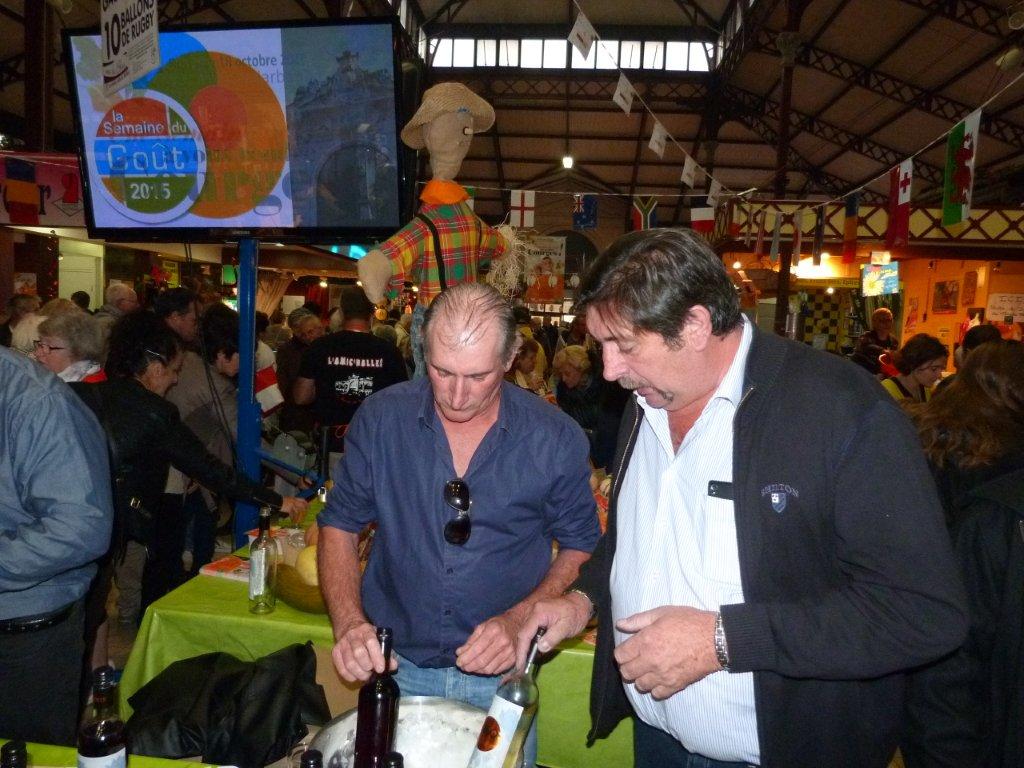 halles_narbonne_semaine_du_gout_courges_vin_primeur_banda_couleur_soleil_soupes_degustation_animation_2015-22