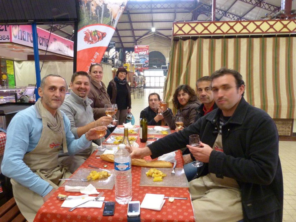 les_halles_de_narbonne_animation_promotion_produits_tripiers_interbev_benoit_carquet_champion_de_france_cuisine_plancha-22-11-2013-31