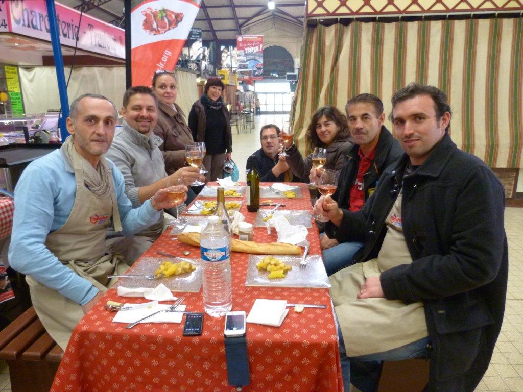 les_halles_de_narbonne_animation_promotion_produits_tripiers_interbev_benoit_carquet_champion_de_france_cuisine_plancha-22-11-2013-32