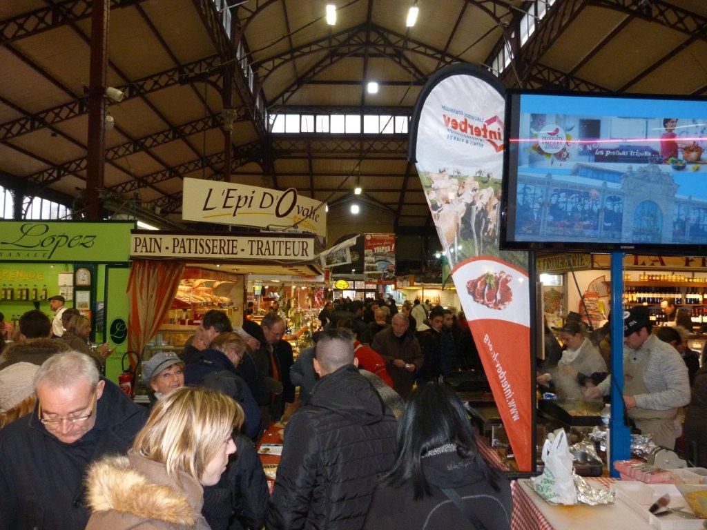 les_halles_de_narbonne_animation_promotion_produits_tripiers_interbev_benoit_carquet_champion_de_france_cuisine_plancha-23-11-2013-31