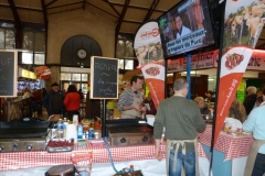 les_halles_de_narbonne_animation_promotion_produits_tripiers_interbev_benoit_carquet_champion_de_france_cuisine_plancha-22-11-2013-10