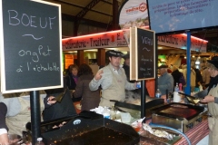 les_halles_de_narbonne_animation_promotion_produits_tripiers_interbev_benoit_carquet_champion_de_france_cuisine_plancha-23-11-2013-21