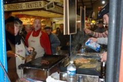 les_halles_de_narbonne_animation_promotion_produits_tripiers_interbev_benoit_carquet_champion_de_france_cuisine_plancha-23-11-2013-30