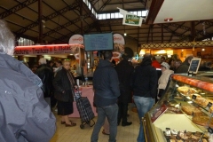 les_halles_de_narbonne_animation_promotion_produits_tripiers_interbev_benoit_carquet_champion_de_france_cuisine_plancha-23-11-2013-48