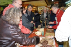 les_halles_de_narbonne_animation_promotion_produits_tripiers_interbev_benoit_carquet_champion_de_france_cuisine_plancha-23-11-2013-50