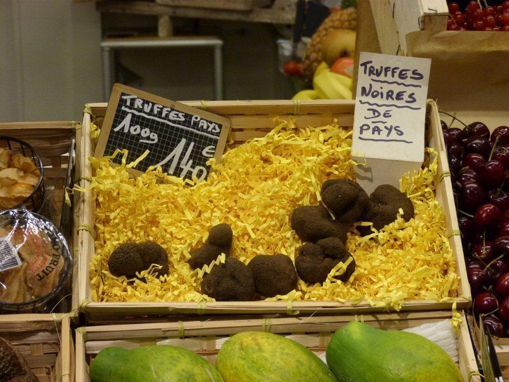 les_halles_de_narbonne_scprim_primeur_carlier_christophe_sylviane_fruits_legumes_frais_barenes-15