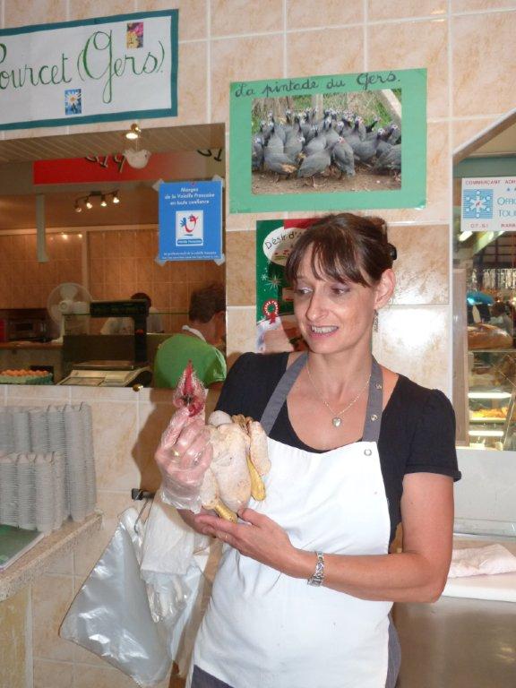 les_halles_de_narbonne_volaillerie_rous_confits_poulets_fermiers_volailles-04