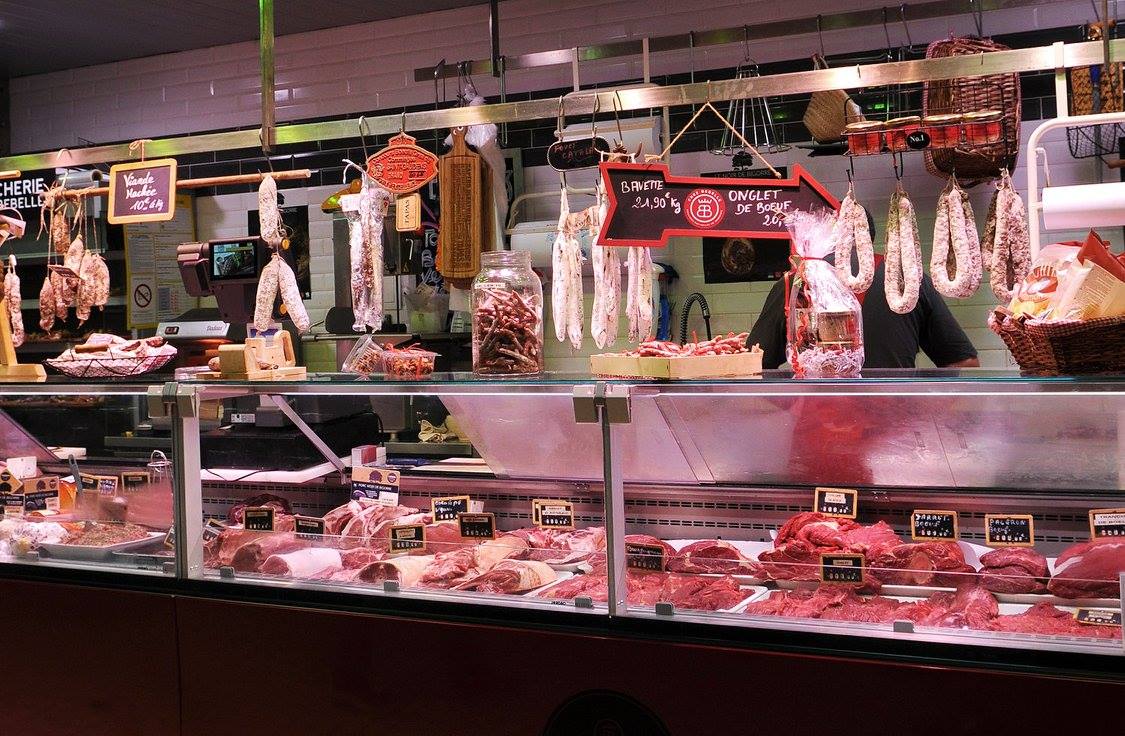 halles_narbonne_boucherie_charcuterie_chez_bebelle_ambiance_produits08