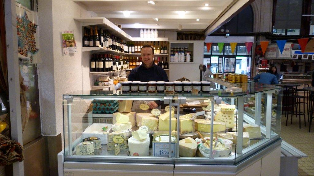 halles_narbonne_fromager_fromagerie_oules_fromage_creme_beurre-08