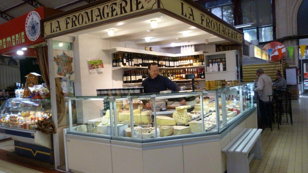 halles_narbonne_fromager_fromagerie_oules_fromage_creme_beurre-09