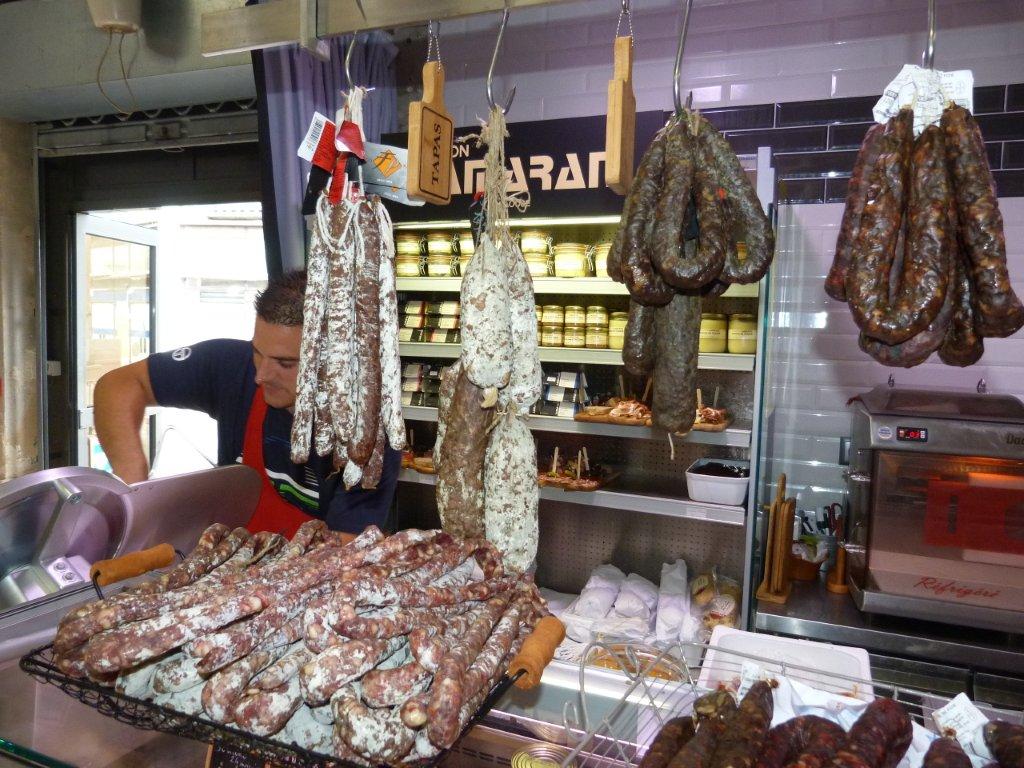 les_halles_de_narbonne_boucherie_charcuterie_chez_bebelle_07