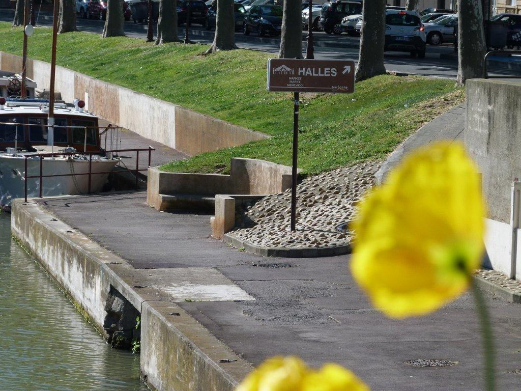 halles_narbonne_generalites_canal_velo_parking-05