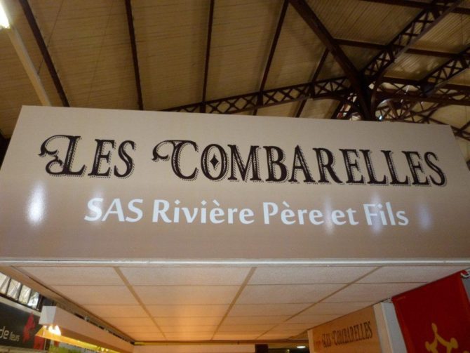 halles_narbonne_riviere_charcutier_porc_charcuterie_les_combarelles-19