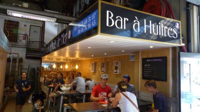 halles_narbonne_bar_a_huitres_eychenne_04