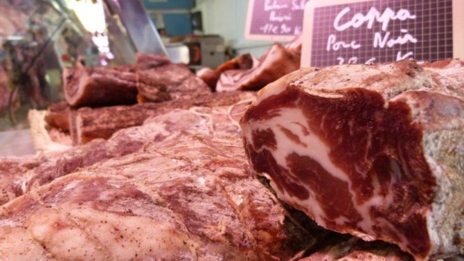 halles_narbonne_boucher_charcutier_producteur_artisan_commercant_maison_riviere_15