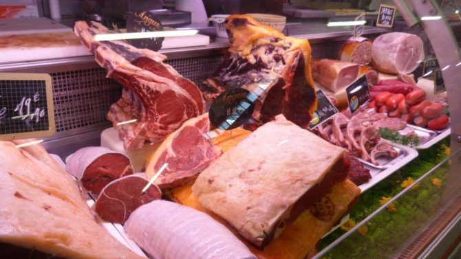 halles_narbonne_boucherie_charcuterie_goixart_viand_2000_commercants_artisans_halles_05
