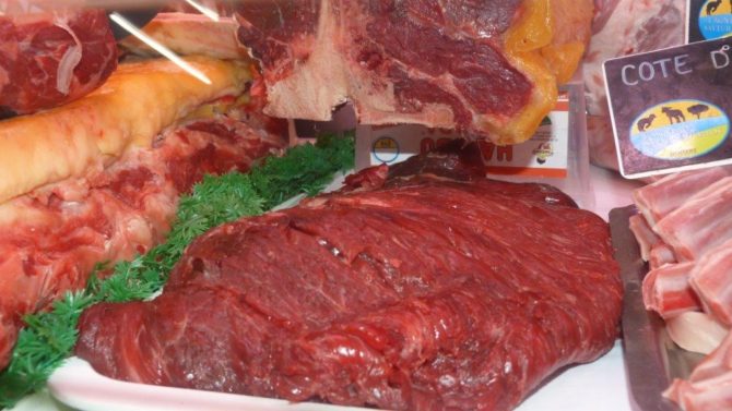 halles_narbonne_boucherie_charcuterie_goixart_viand_2000_commercants_artisans_halles_08