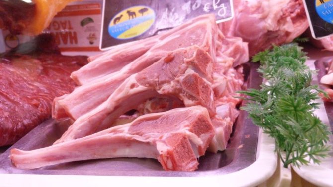 halles_narbonne_boucherie_charcuterie_goixart_viand_2000_commercants_artisans_halles_09
