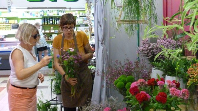 halles_narbonne_fleuriste_chez_rolande_fleurs_artisan-15