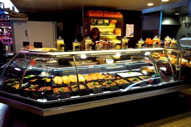 halles_narbonne_miel-et-cannelle_specialites_orientales-19