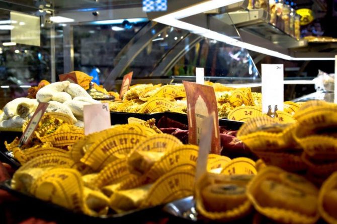 halles_narbonne_miel-et-cannelle_specialites_orientales-41