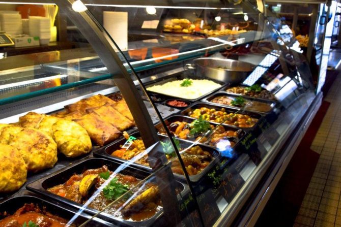 halles_narbonne_miel-et-cannelle_specialites_orientales-44