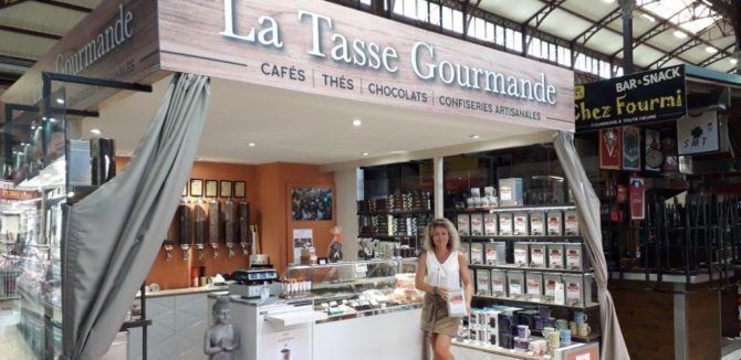 la_tasse_gourmande_halles_narbonne_cafe_thes_chocolats_bonbons_souvenirs-09