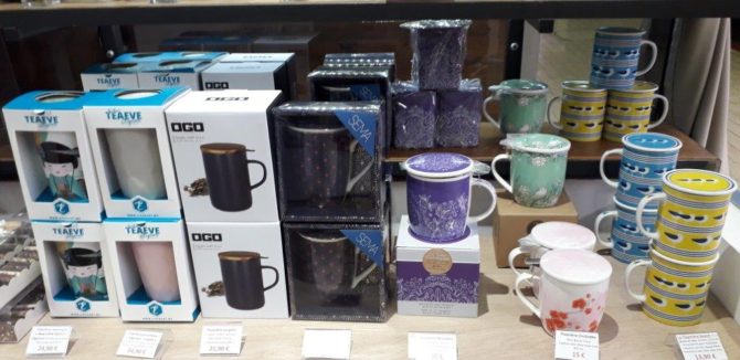 la_tasse_gourmande_halles_narbonne_cafe_thes_chocolats_bonbons_souvenirs-26