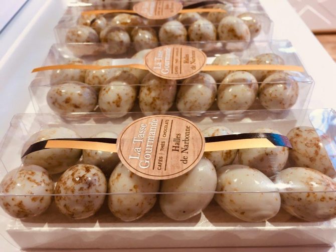 la_tasse_gourmande_halles_narbonne_cafe_thes_chocolats_bonbons_souvenirs-38