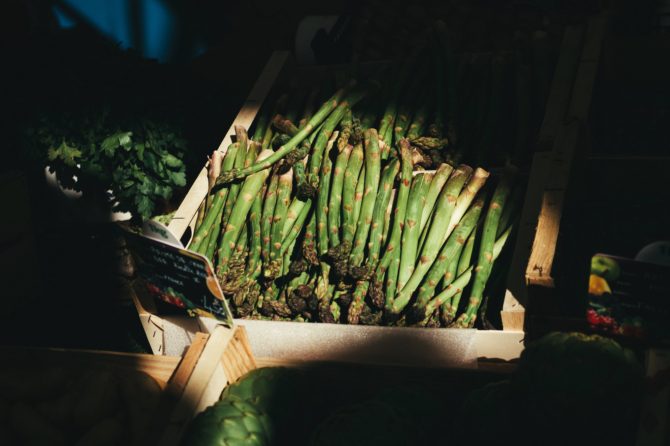 Lumière sur les asperges