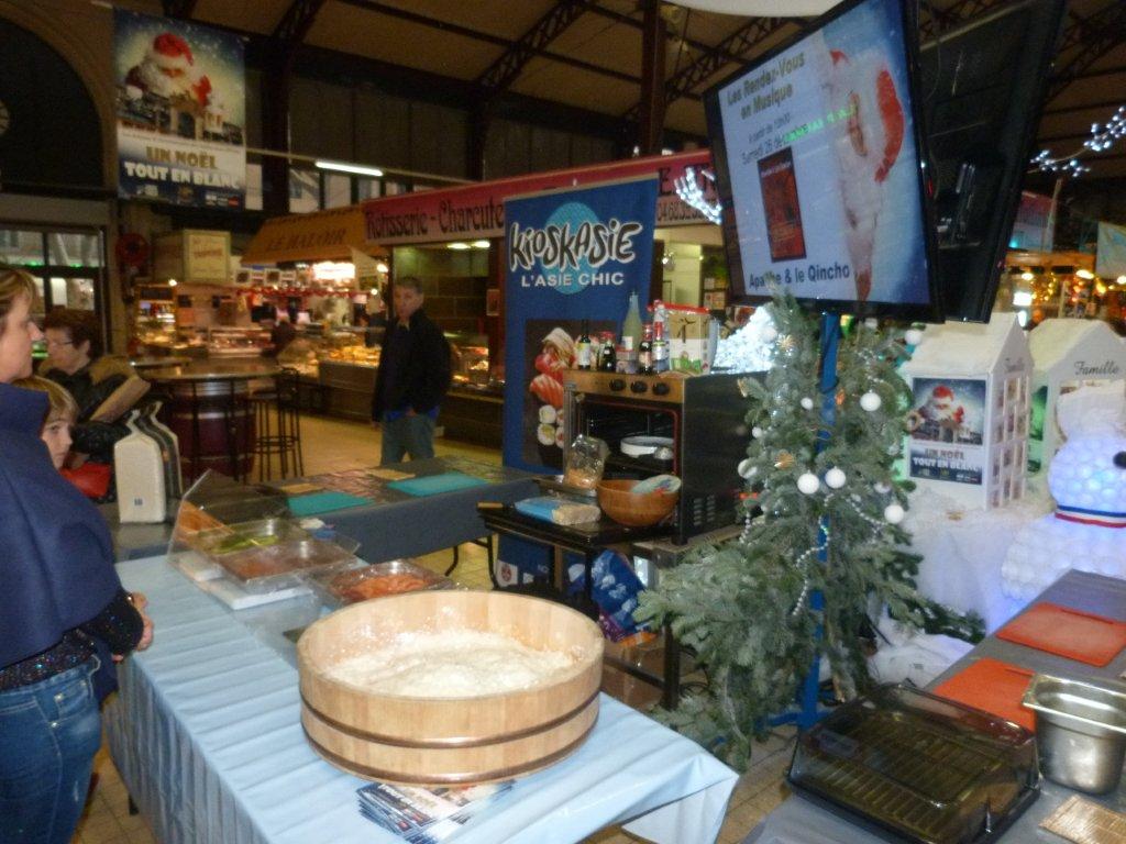 halles_narbonne_programme_fetes_fin_annee_noel_animations_culinaire_kioskasie_makis_sashimis_sushis_parade_pere_noel_2015-04