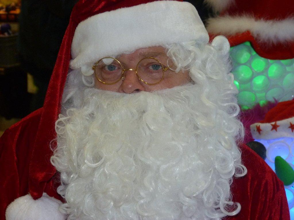 halles_narbonne_programme_fetes_fin_annee_noel_animations_culinaire_kioskasie_makis_sashimis_sushis_parade_pere_noel_2015-60