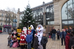 halles_narbonne_programme_fetes_fin_annee_noel_animations_culinaire_kioskasie_makis_sashimis_sushis_parade_pere_noel_2015-34