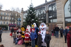 halles_narbonne_programme_fetes_fin_annee_noel_animations_culinaire_kioskasie_makis_sashimis_sushis_parade_pere_noel_2015-35