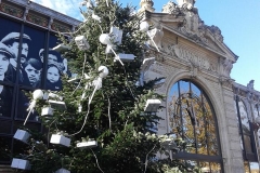 sapin_noel_halles_narbonne_noel_tout_en_blanc_2015